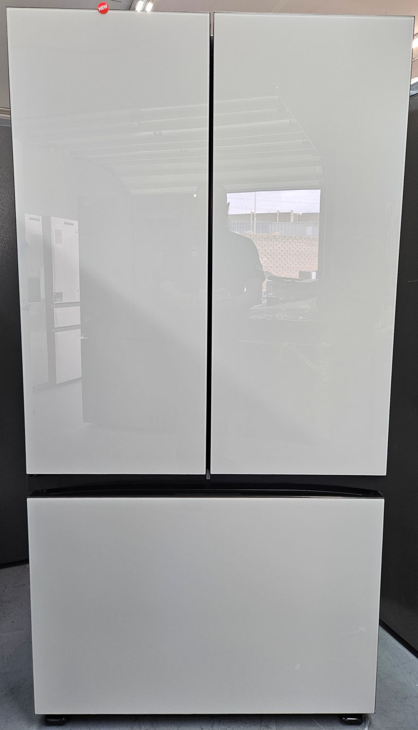 NEW! 30 cu.ft. Samsung Bespoke French Door Refrigerator in White Glass