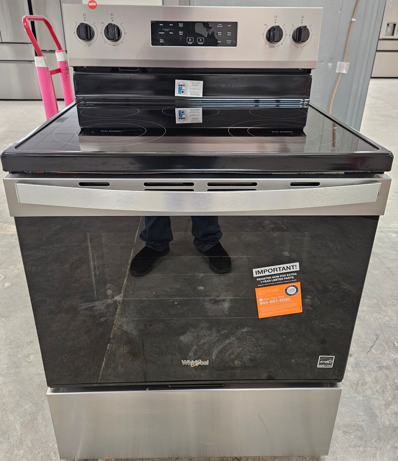 NEW! 30in Whirlpool Glass-Top 5-Burner Electric Range in Stainless Steel