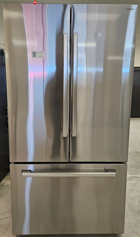 NEW! 30cu.ft. Samsung Bespoke Zero-Clearance Fit French Door Refrigerator in Stainless Steel