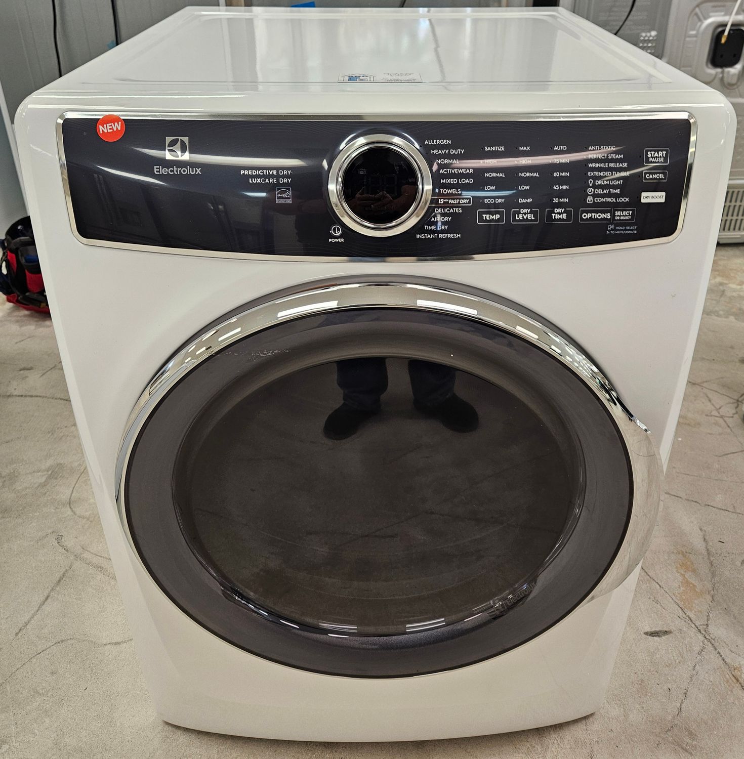 NEW! Electrolux 600 Series Heavy Duty Large Capacity Gas Dryer (8.0cu.ft.)