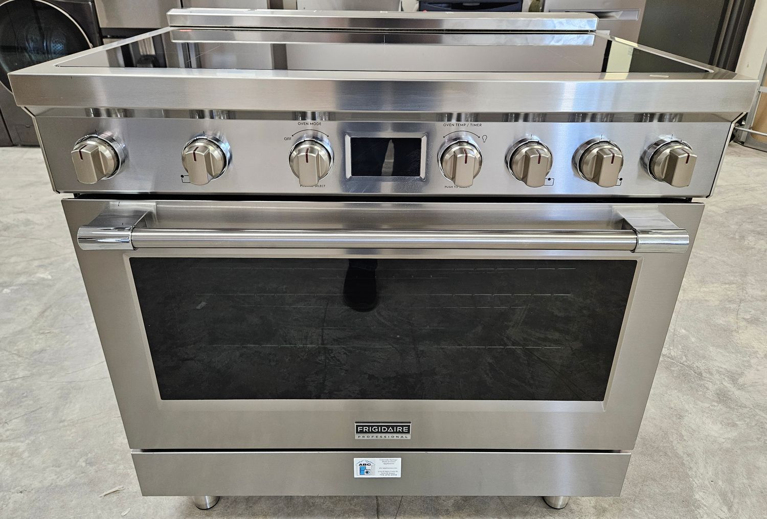 NEW! 36in Frigidaire Professional 5-Burner Induction Range in Stainless Steel