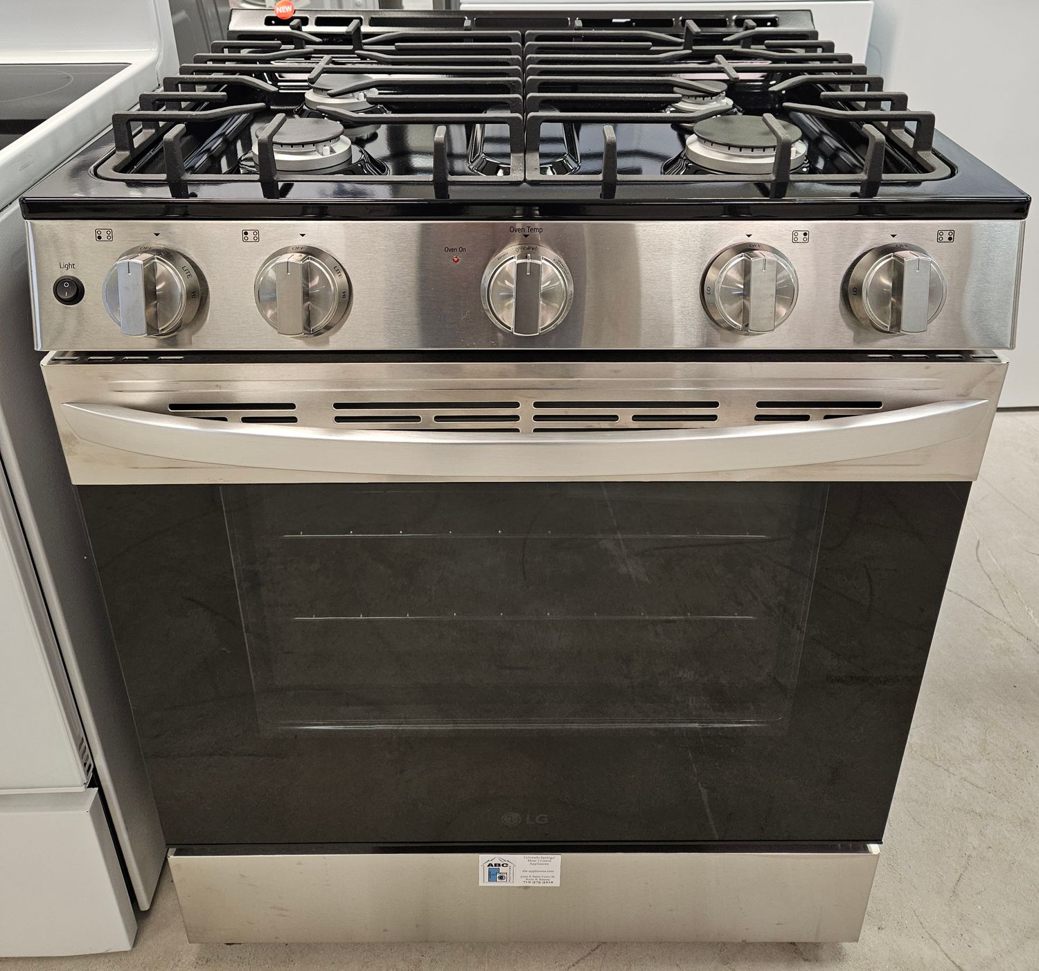 NEW! 30in LG 4-Burner Gas Slide-in Range in Stainless Steel