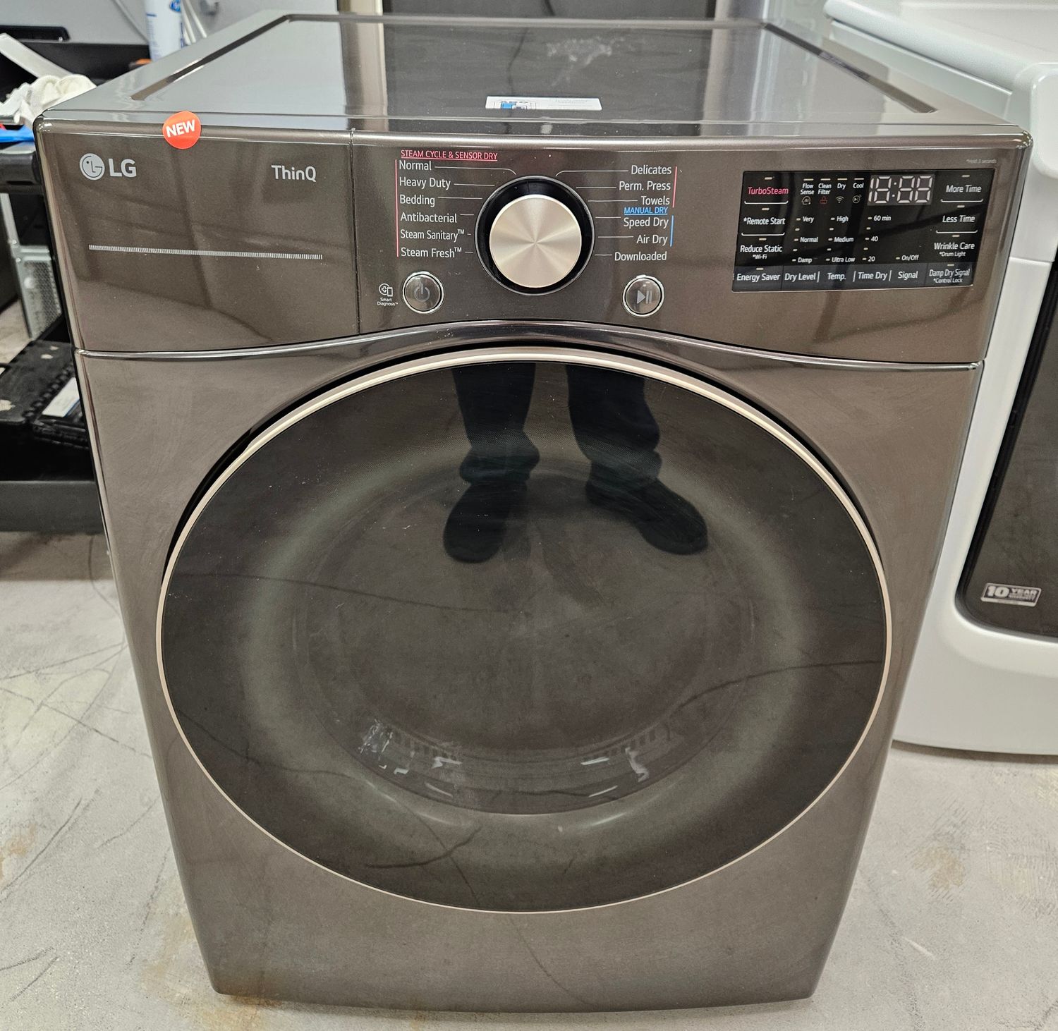 NEW! LG Heavy Duty Large Capacity Electric Dryer (7.4cu.ft.)