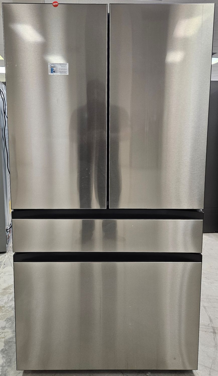 NEW! 29cu.ft. Samsung Bespoke 4-Door French-Door Refrigerator in Stainless Steel