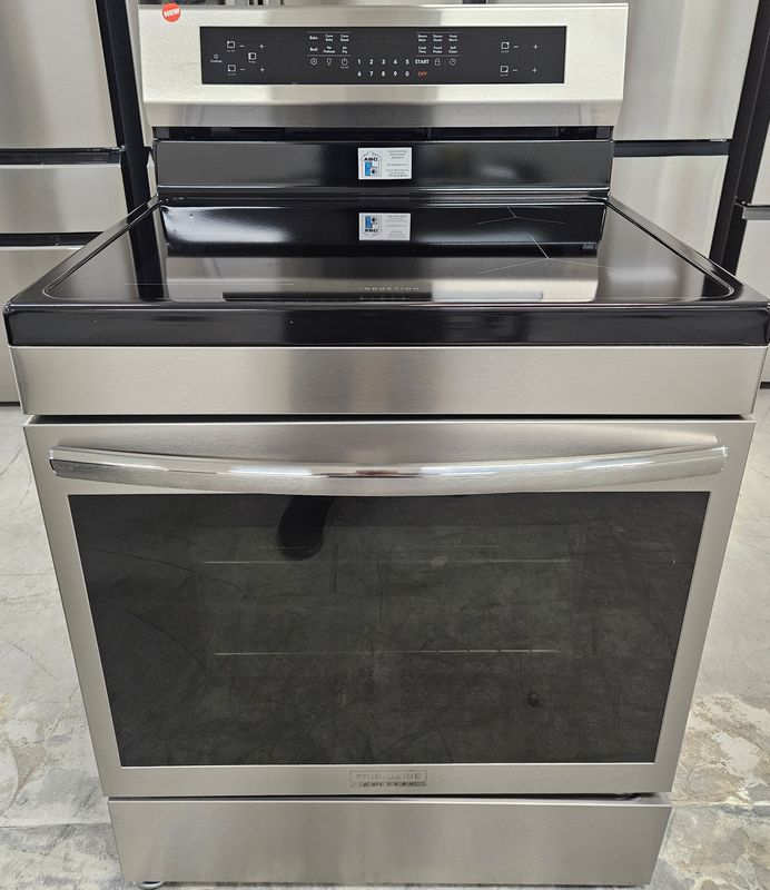 NEW! 30in Frigidaire Gallery Induction Range in Stainless Steel