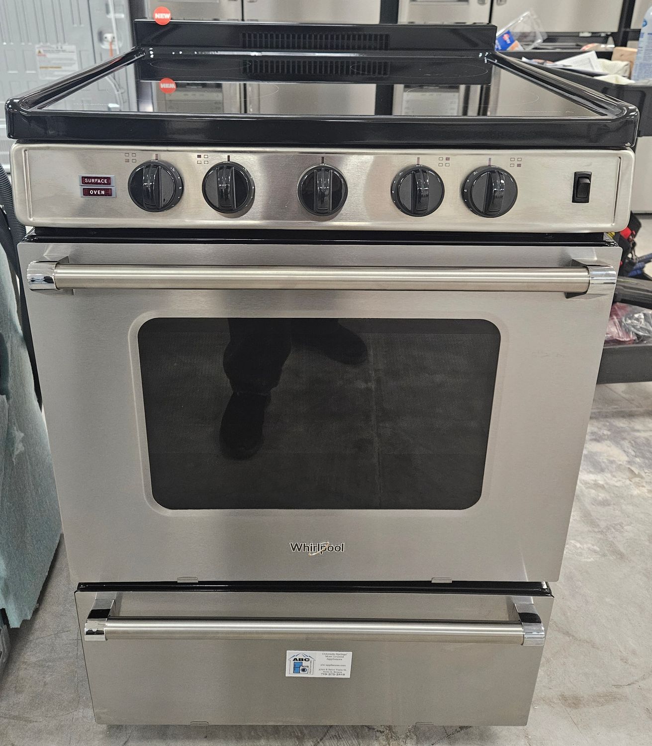 NEW! 24in Whirlpool 4-Burner Glass-top Electric Range in Stainless Steel