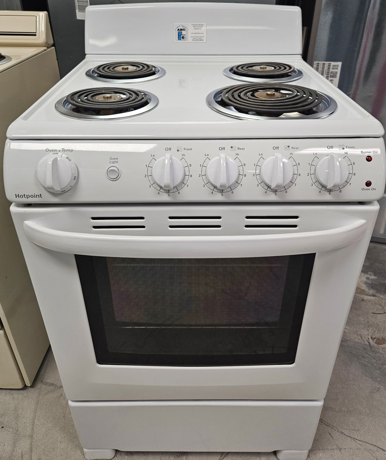 USED 24in Hotpoint 4-Burner Coil-Top Range in White