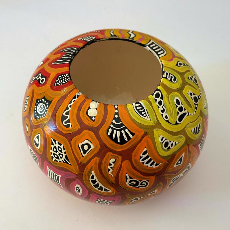 Handpainted vase by June Smith Pengarte, Keringke, 19cm diameter