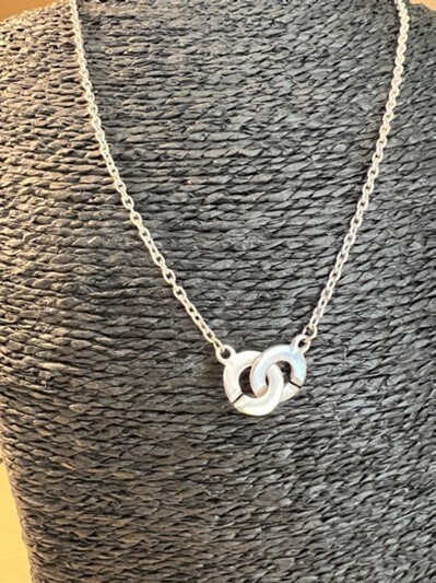 Collier  menotte