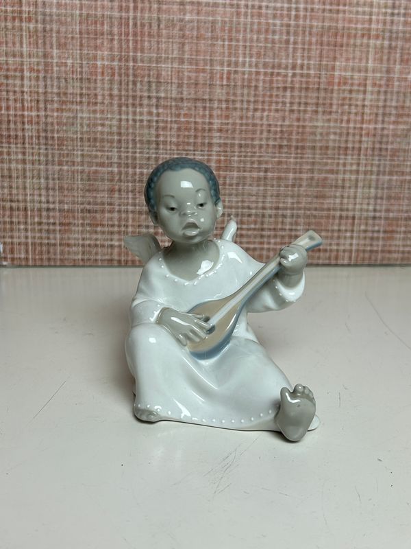 Ángel negro de Lladró