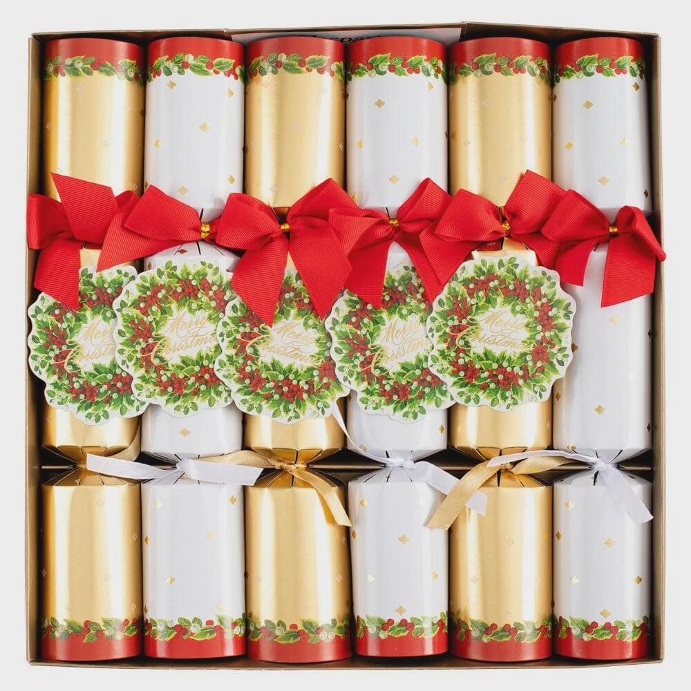 Holly and Berry Wreath Celebration Crackers