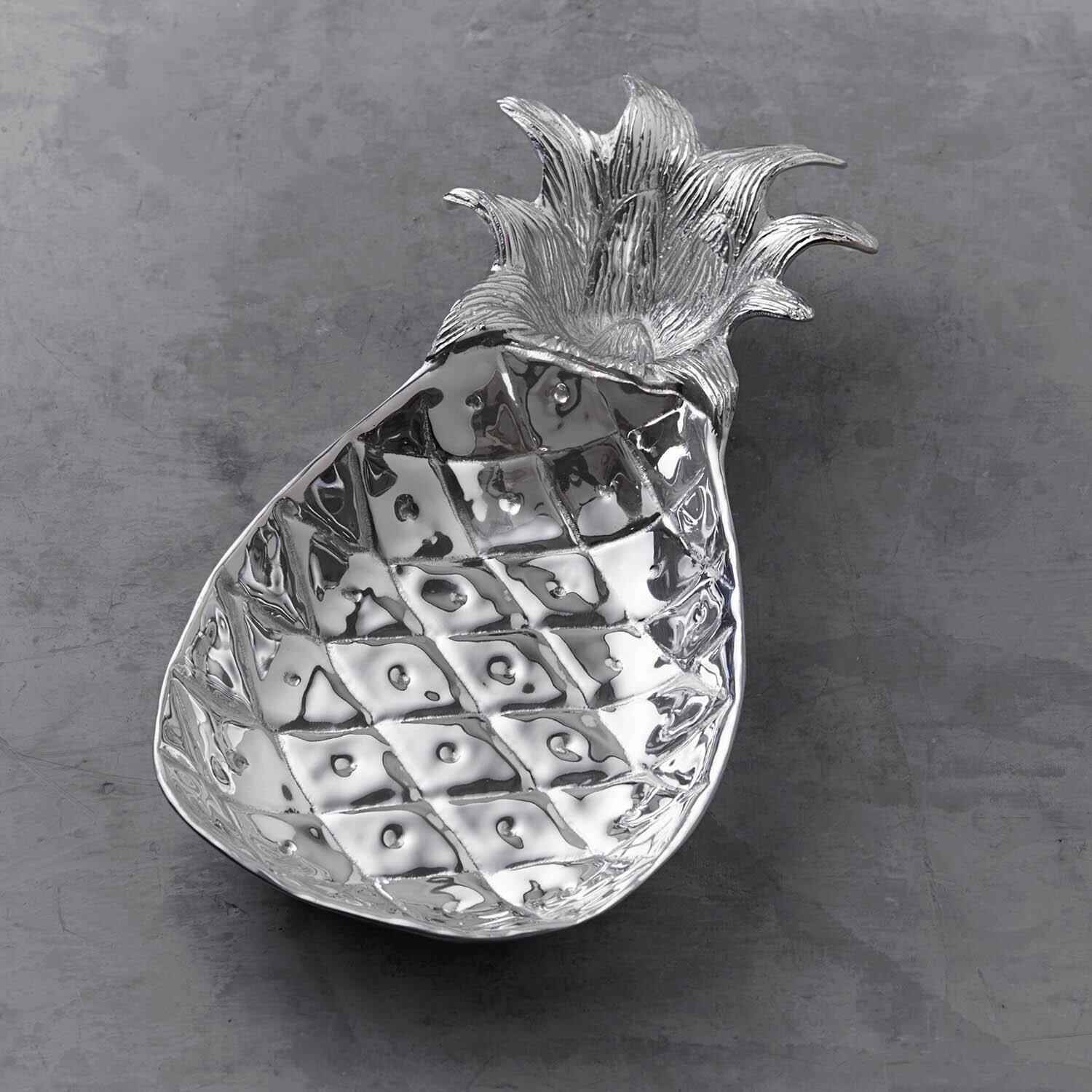 Garden Pineapple Chip &amp; Dip