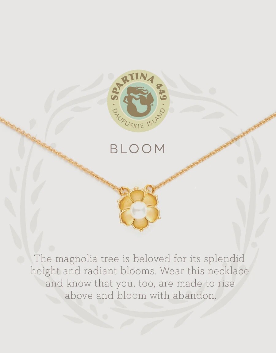 Sea La Vie Necklace Bloom/Magnolia Flower