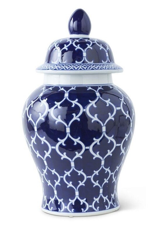 Blue &amp; White Quatrefoil Lidded Ceramic Ginger Jar
