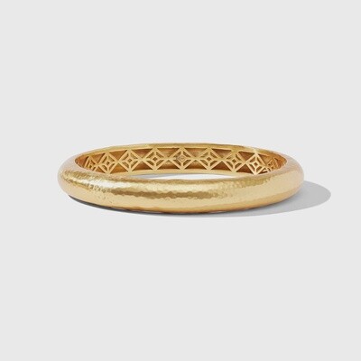 Julie Vos Havana bangle in 24k gold plate with hand-hammered texture, displayed on neutral background