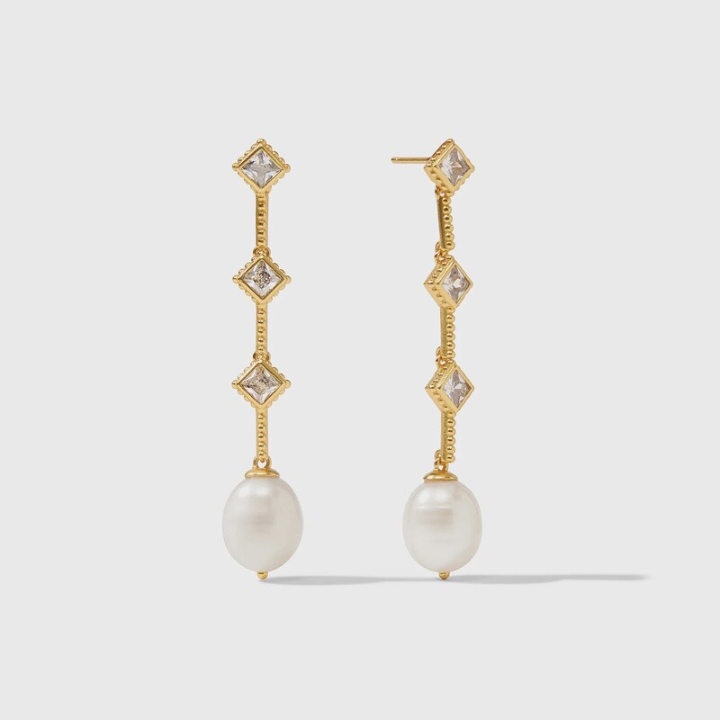 Noel Pearl Statement Earring