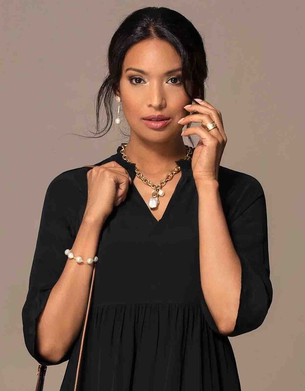 Pearl Dangle Earrings Pearl