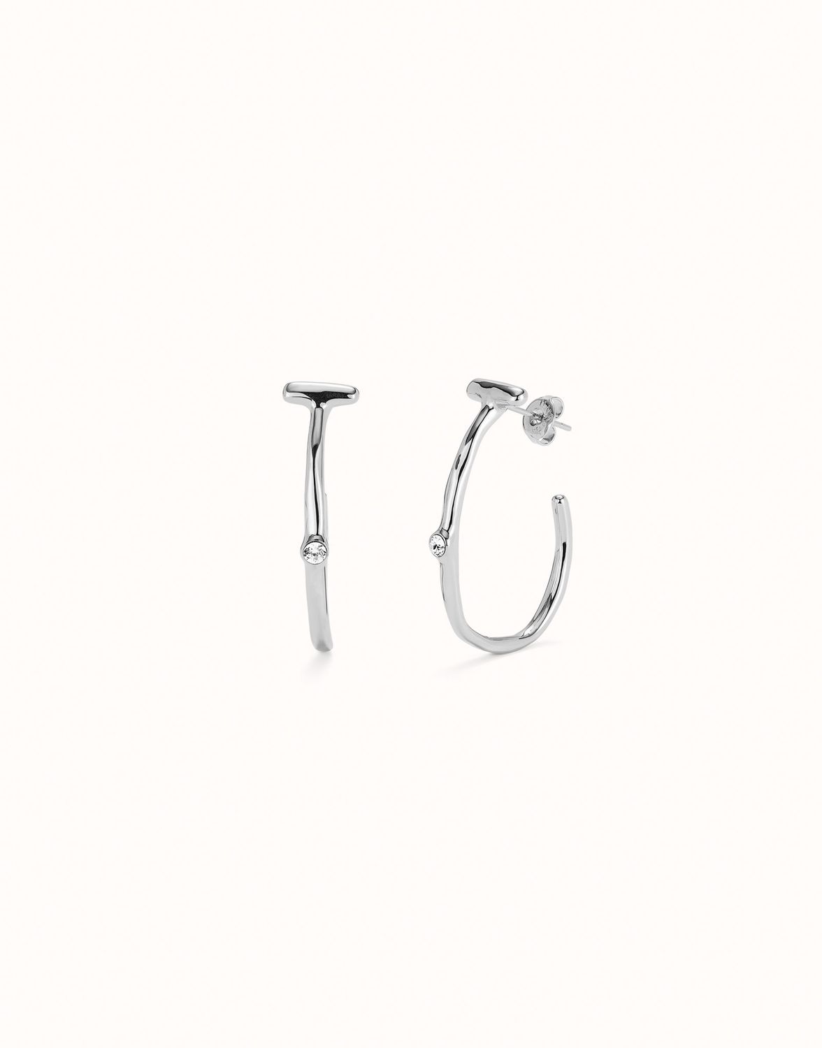 Ser Indomitable Oval Earrings, Colour: Silver