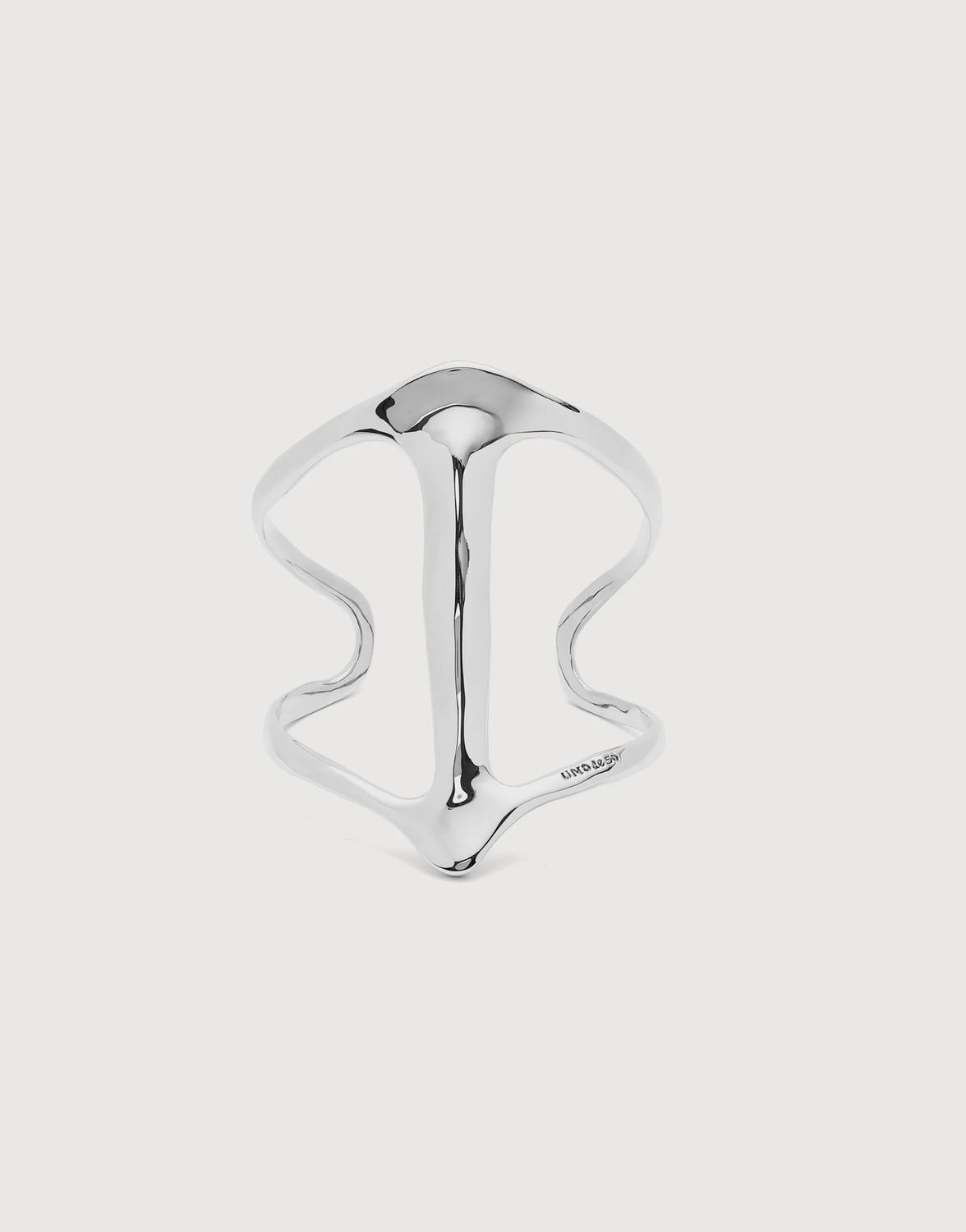 Ser Majestuosa Cuff Bracelet with Manta Ray Structure, Colour: Silver
