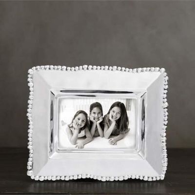 Beatriz Ball Pearl Silver photo frame in 4x6 size, featuring a hammered metallic finish on a neutral background
