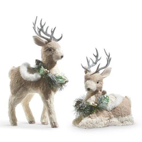 15&quot; Deer with Wreath