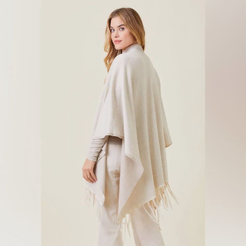 Blancket Stitch Poncho w/ Fringe- Ivory