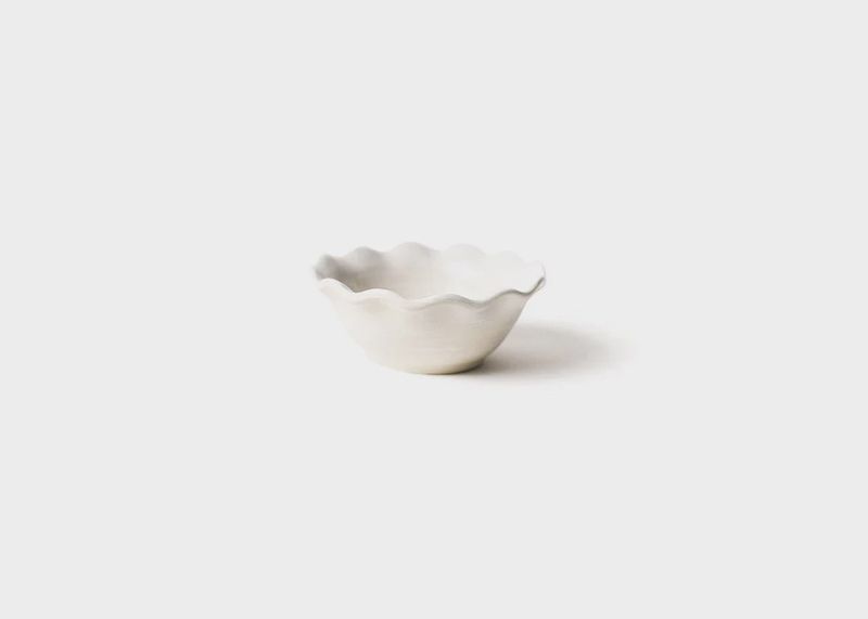 Signature White Ruffle Dipping Bowl