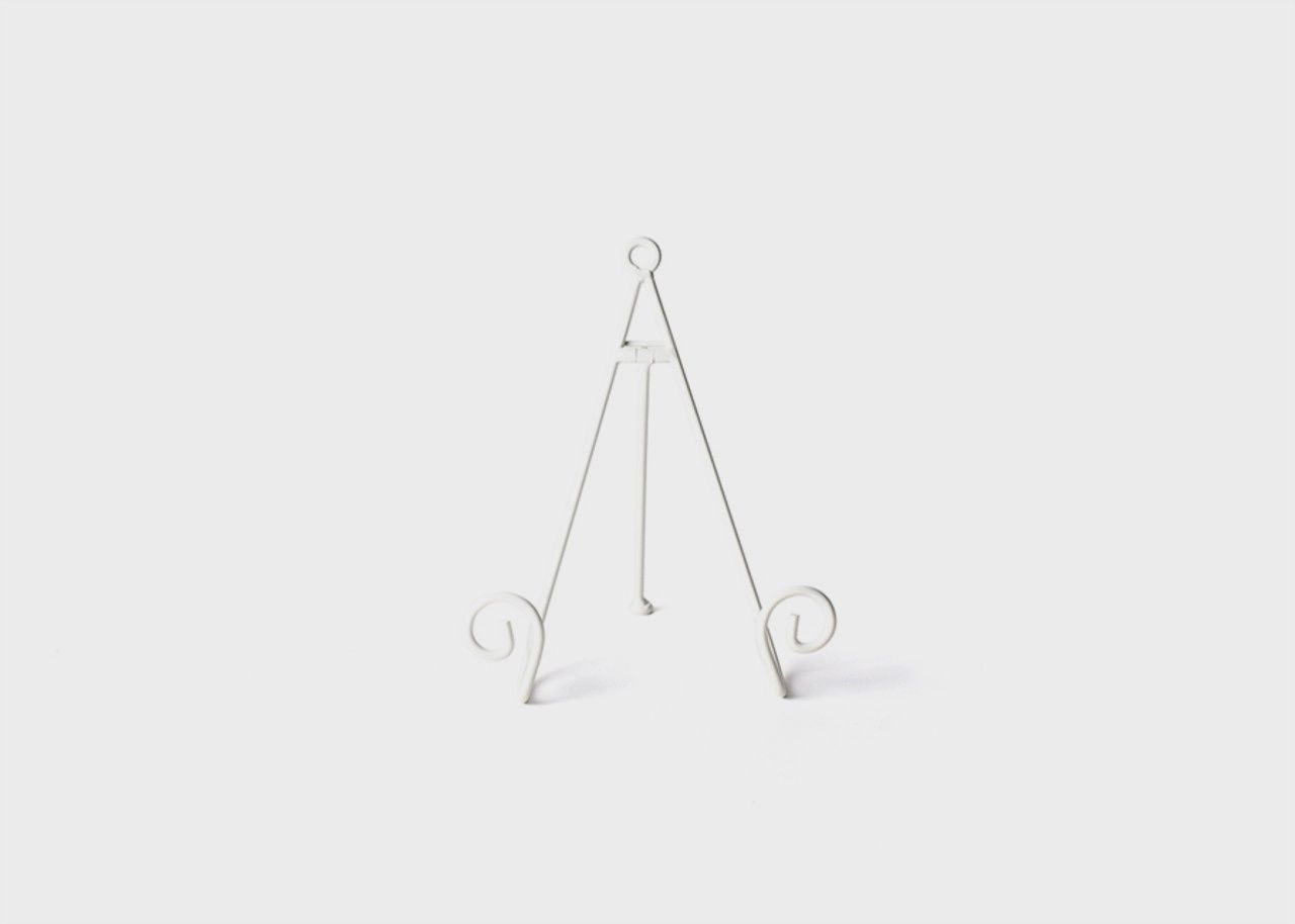 Medium Swirl Plate Stand White