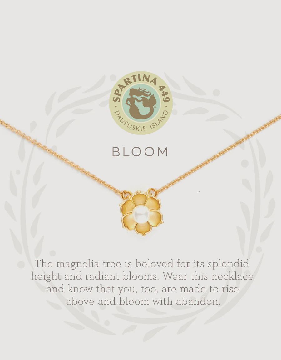 Sea La Vie Necklace Bloom/Magnolia Flower