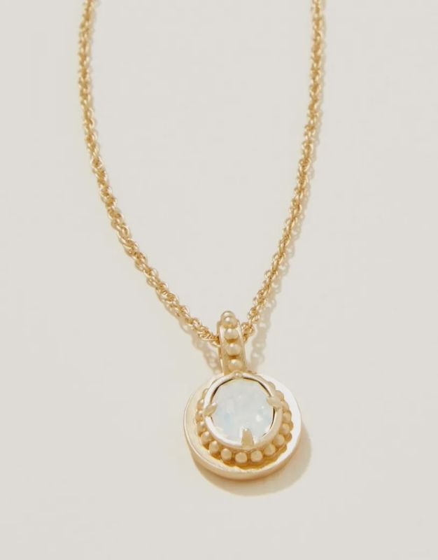 Cristal Oval Necklace 17&quot; White Opal