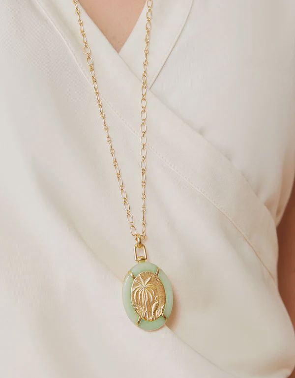 Scenes from the Lowcountry Necklace 30" Jade
