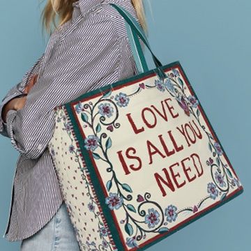 Bella Tile Tote GWP