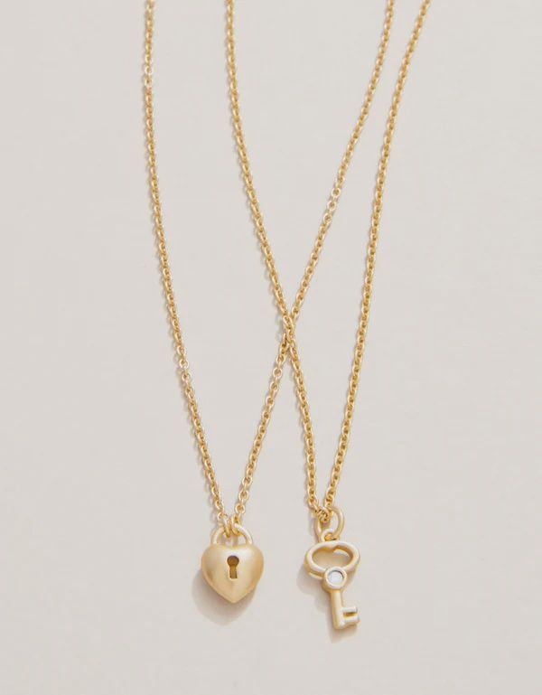 Sea La Vie Necklace Best Friends/Heart Key