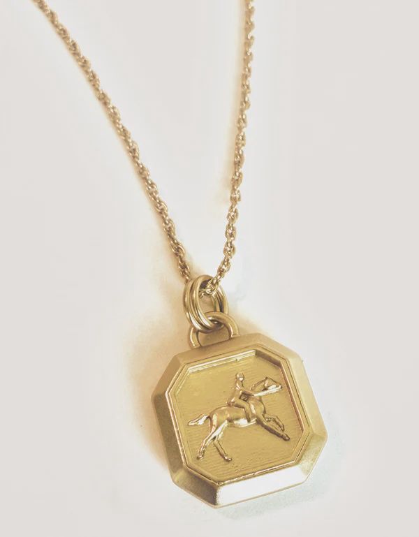Lucky Horse Necklace 18&quot; Gold
