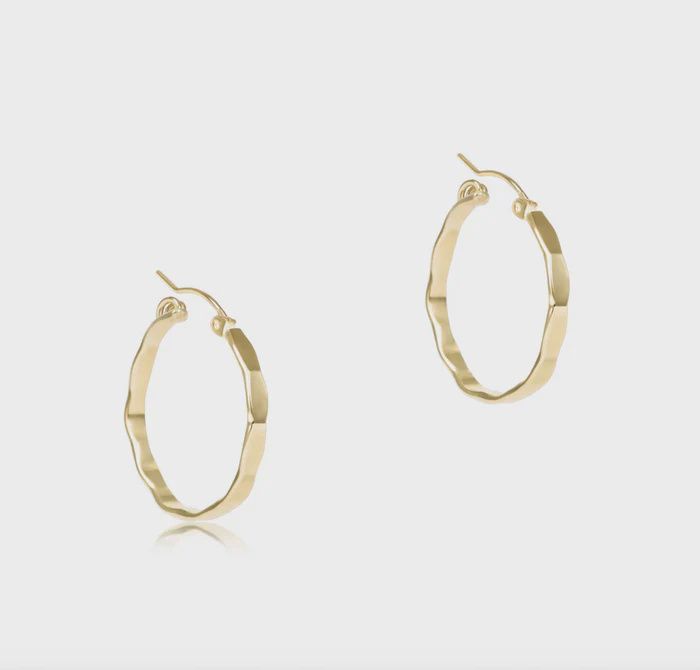 Scalloped Round Gold 1.25&quot; Hoop - Smooth