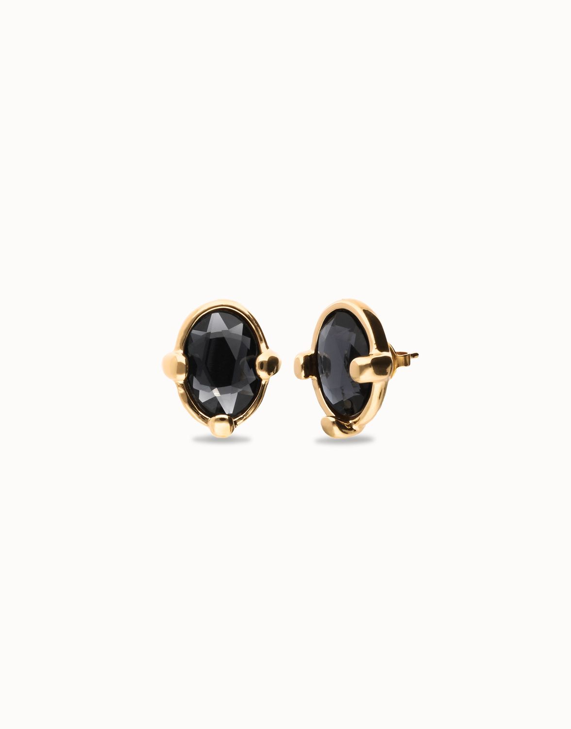 Ser Deslumbrante Oval Faceted Crystals Stud Earrings, Colour: Gold, Description: Black