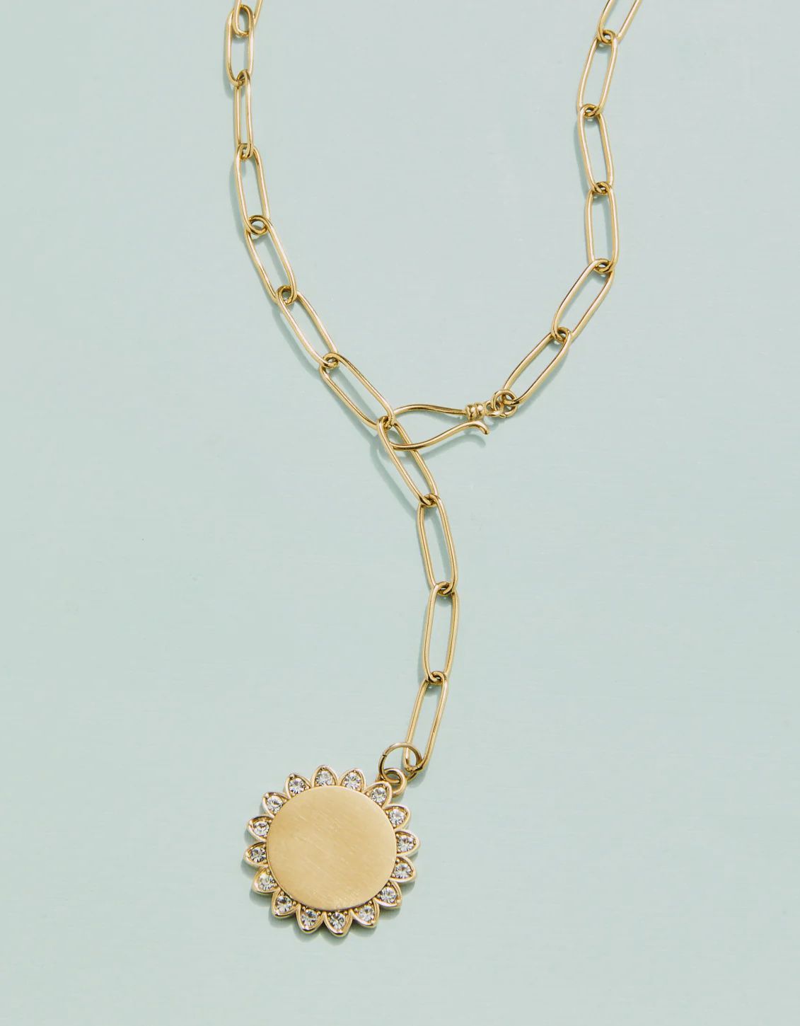 Drop Medallion Flower 20&quot; Necklace
