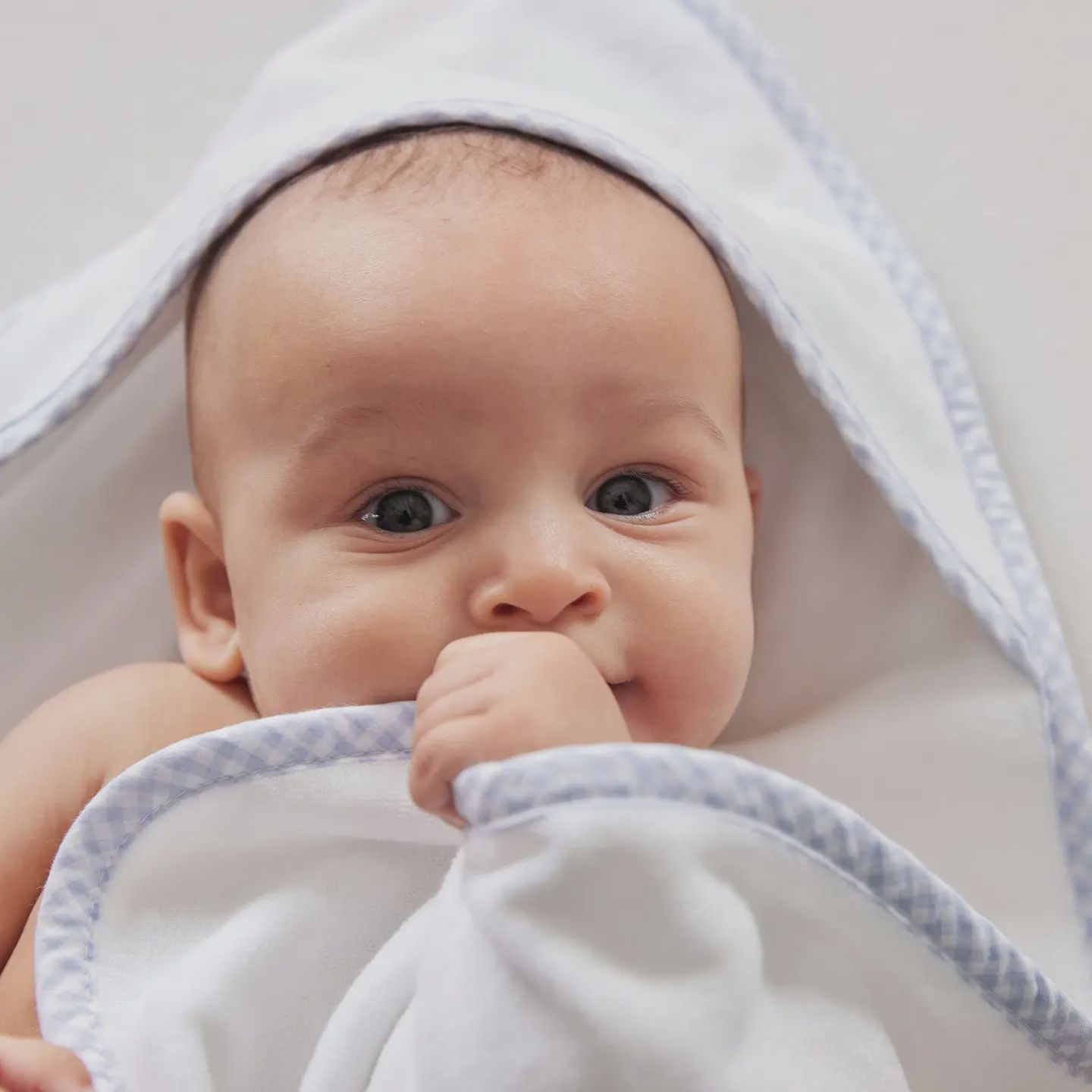 Zsa Zsa &amp; Lolli Personalized Hooded Terry Cloth Baby Towel Bath Set – Custom Embroidered Baby Gift, Colour: Blue