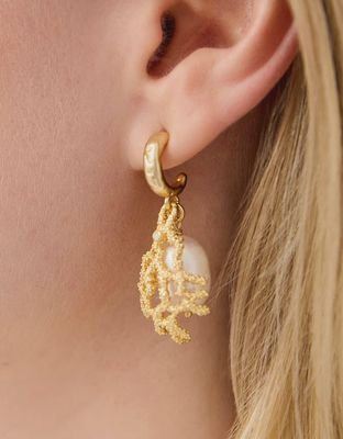 Hidden Pearl Earrings Pearl