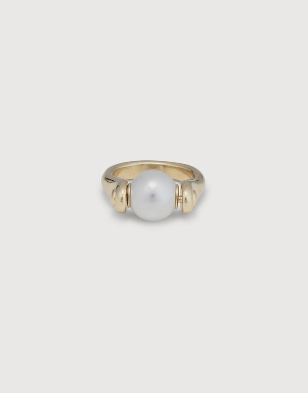 18K gold-plated Pearlmoon ring with blue amazonite stone worn on hand in lifestyle setting