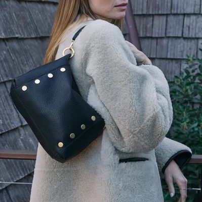 Hammitt Bryant Medium Crossbody – Black with Brushed Gold &amp; Red Zip