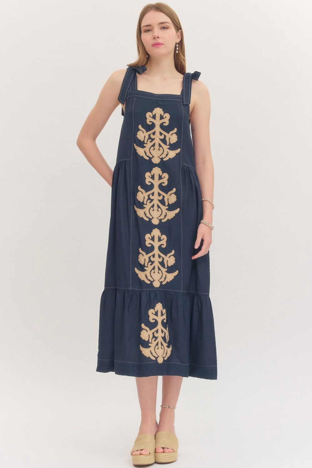 Navy Solid Sleeveless Midi Dress