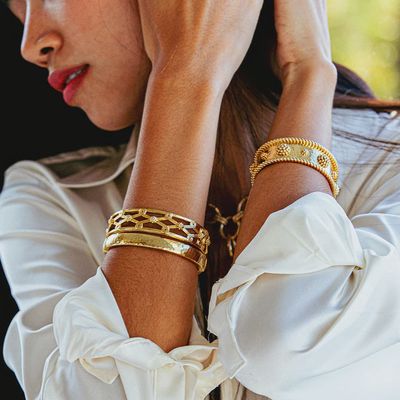Berry Classic Cuff - Gold