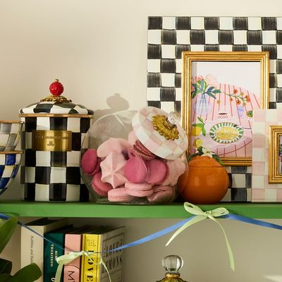 Sweets Jar with Rosy Check Enamel Lid