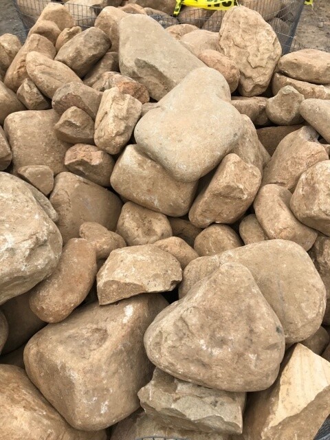 River Rock 4&quot; to 8&quot;(1 Ton)