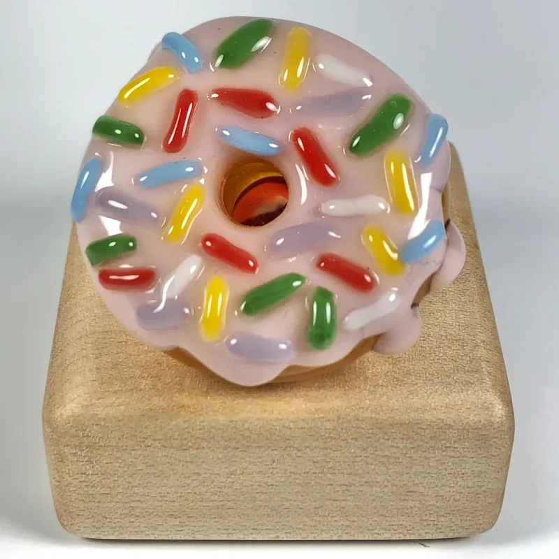 Jam Bear Glass Donut Spinner Cap