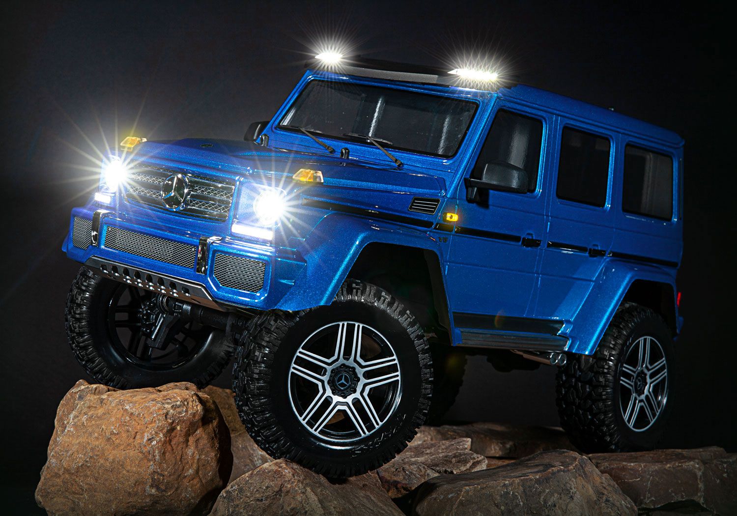 8898 LED light set, complete with power supply MERCEDEZ