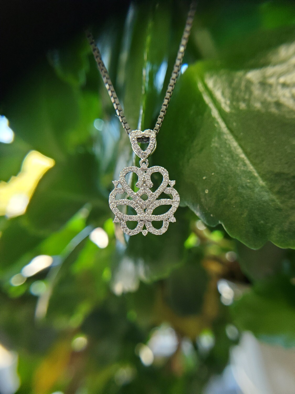 14kt White Gold & .32ctw Diamond Pendant
