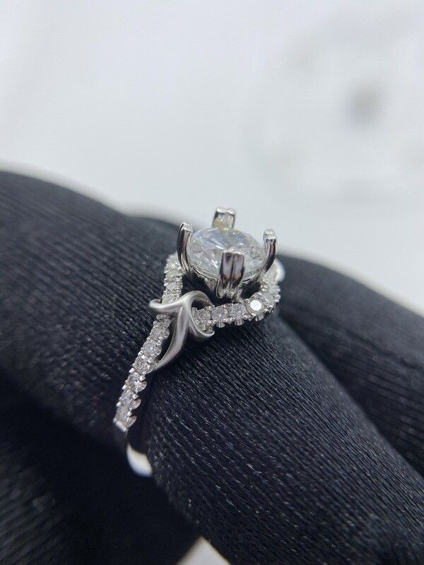 Parade Design 18K White Gold CZ Center .30 CTW Diamond Ring