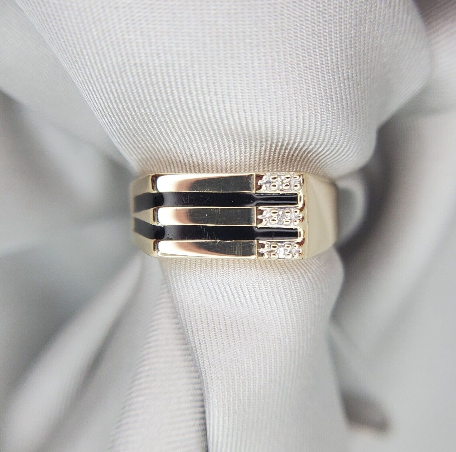 10k Yellow Gold Men's Enamel and Diamond Fashion Ring
